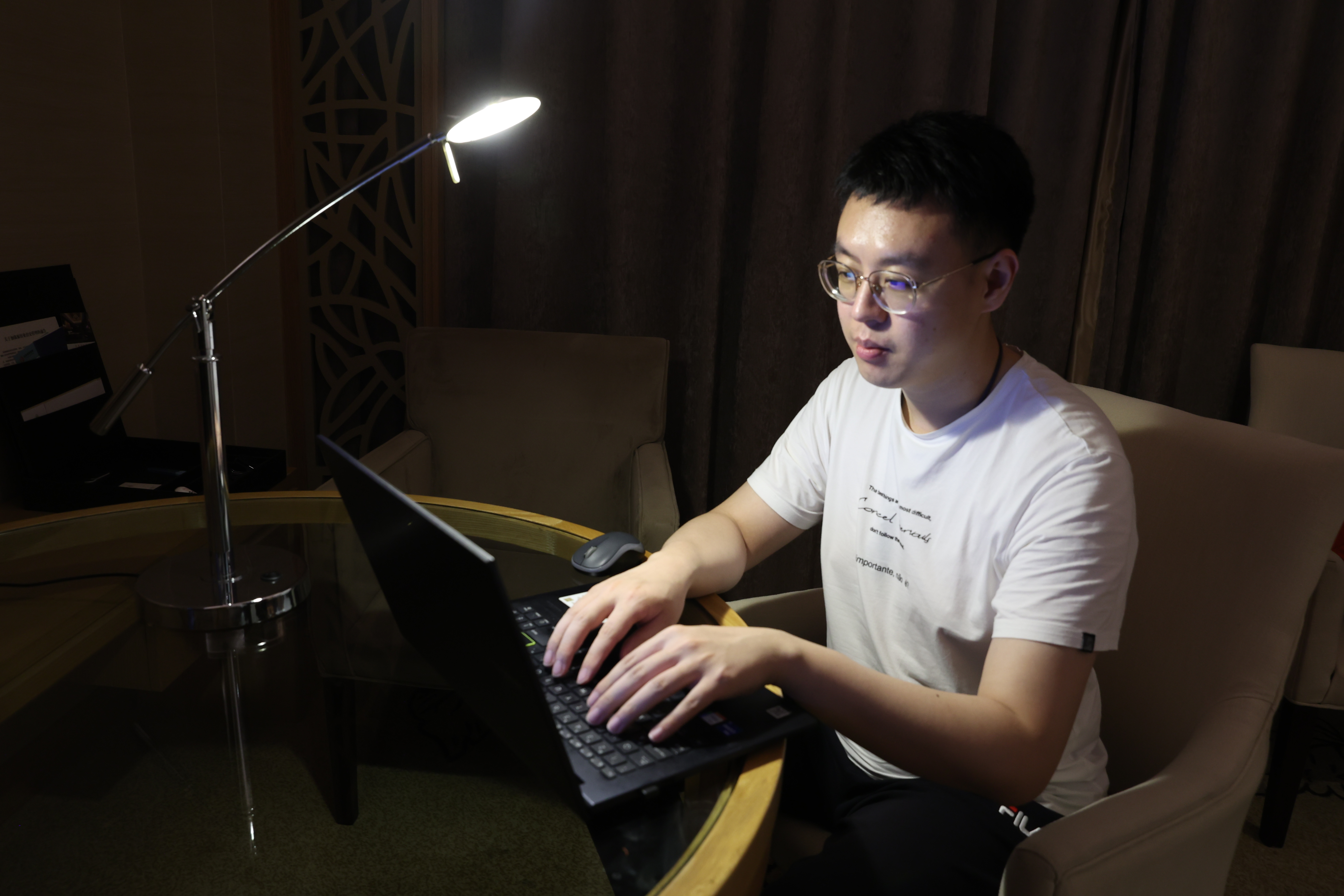 PT视讯|一触即发