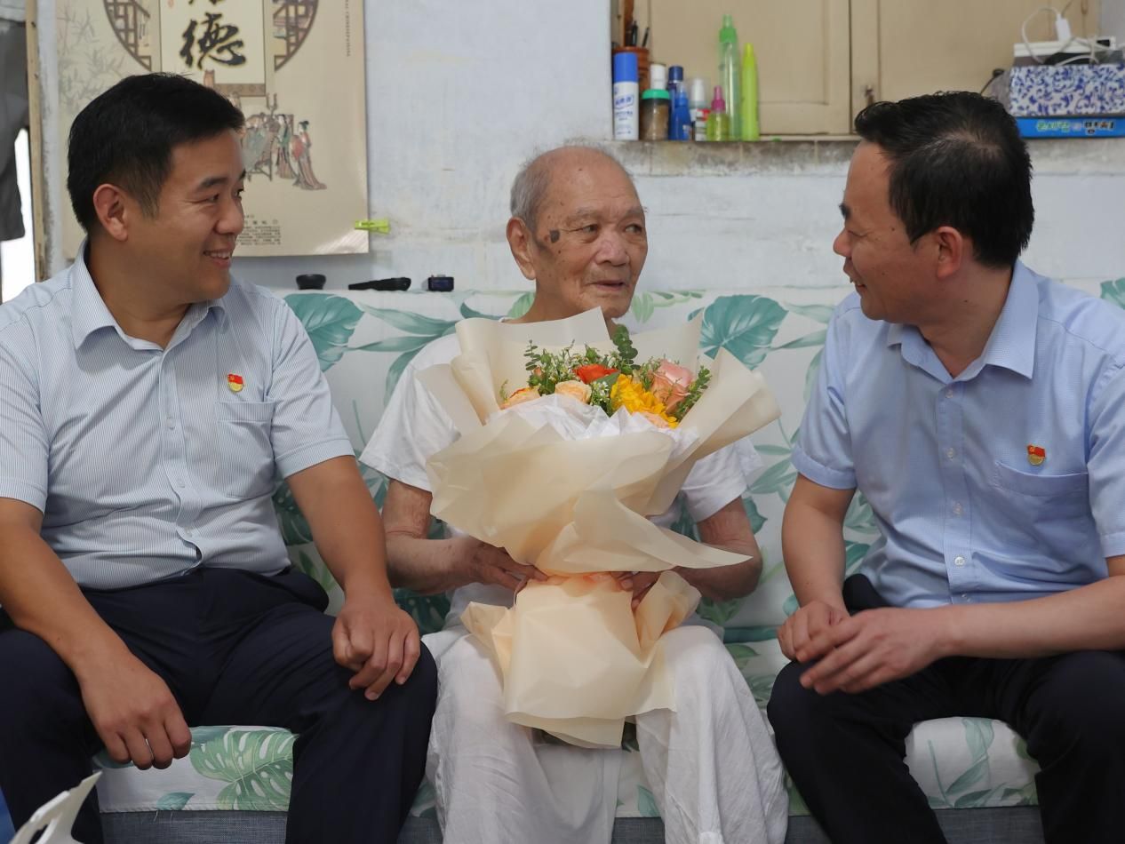 PT��Ѷ|һ������