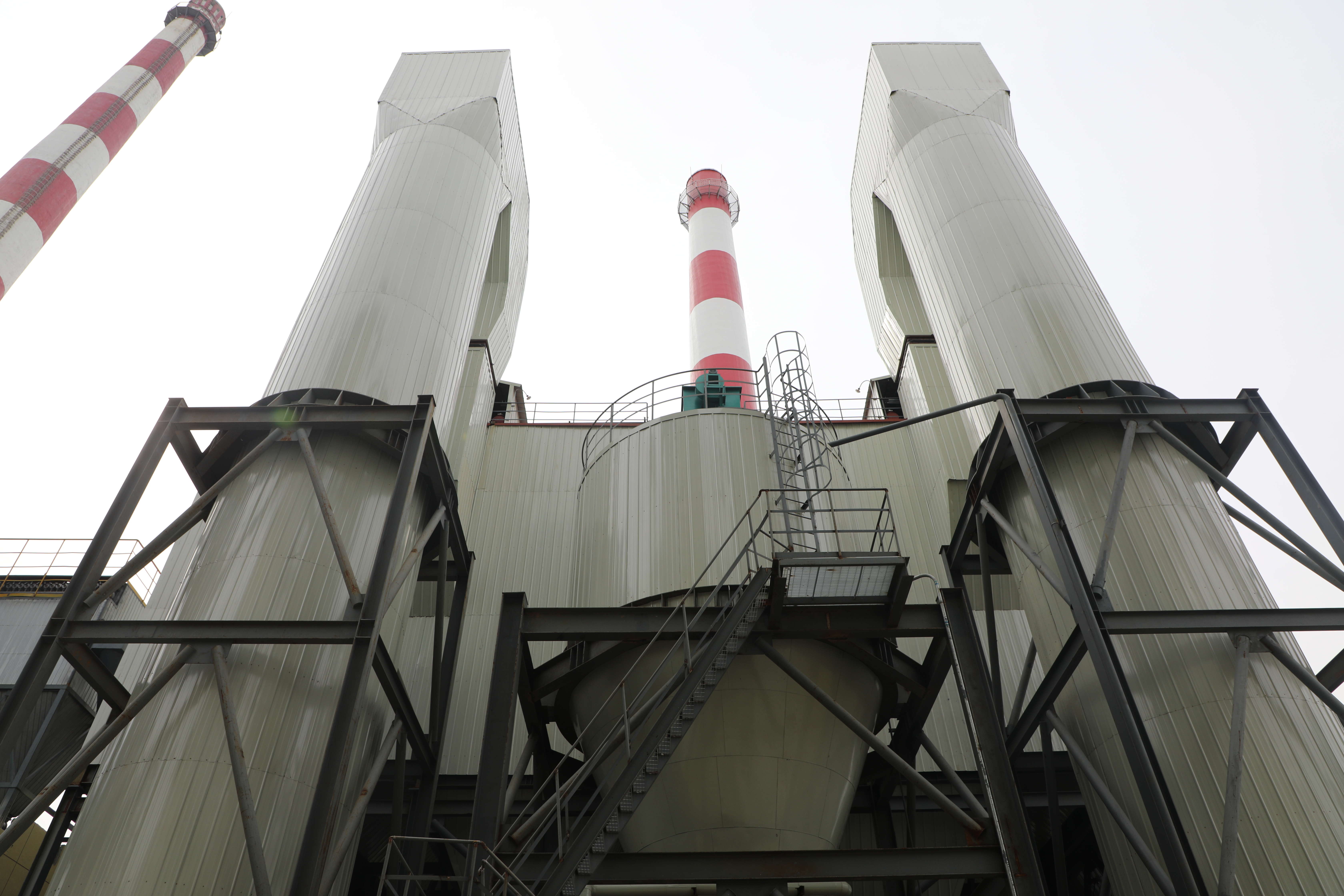 PT视讯|一触即发