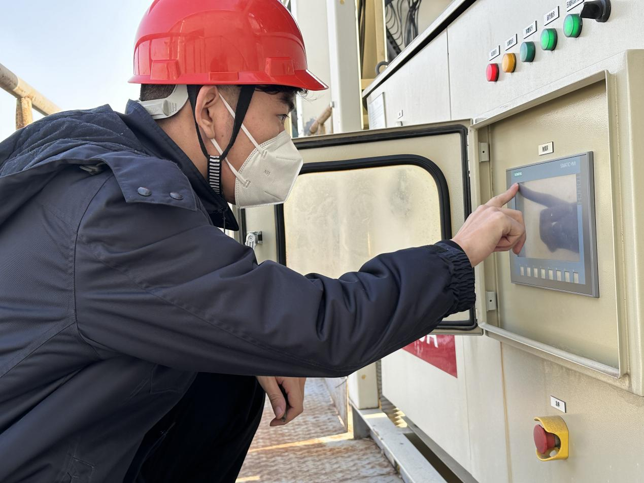 PT视讯|一触即发