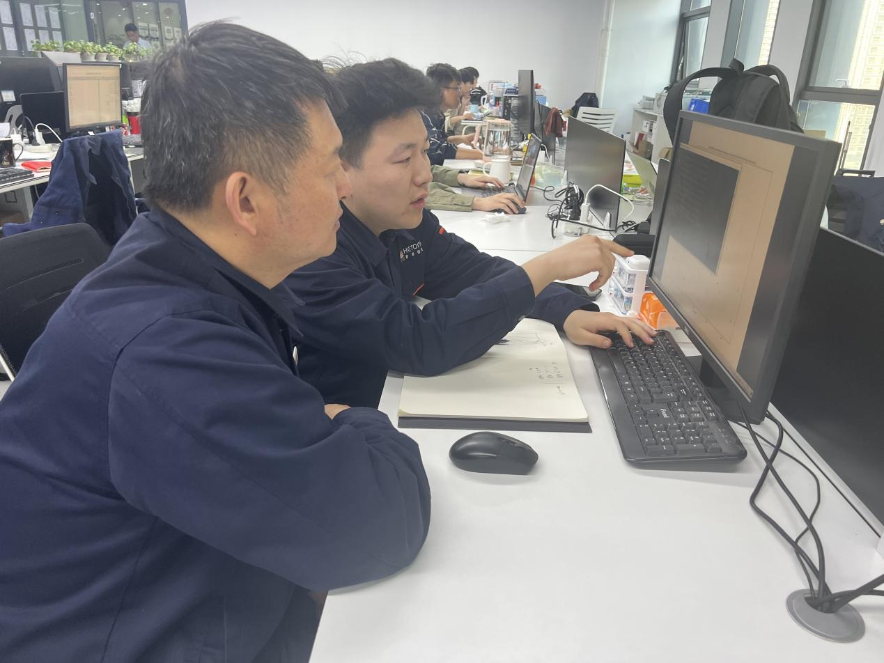 PT视讯|一触即发