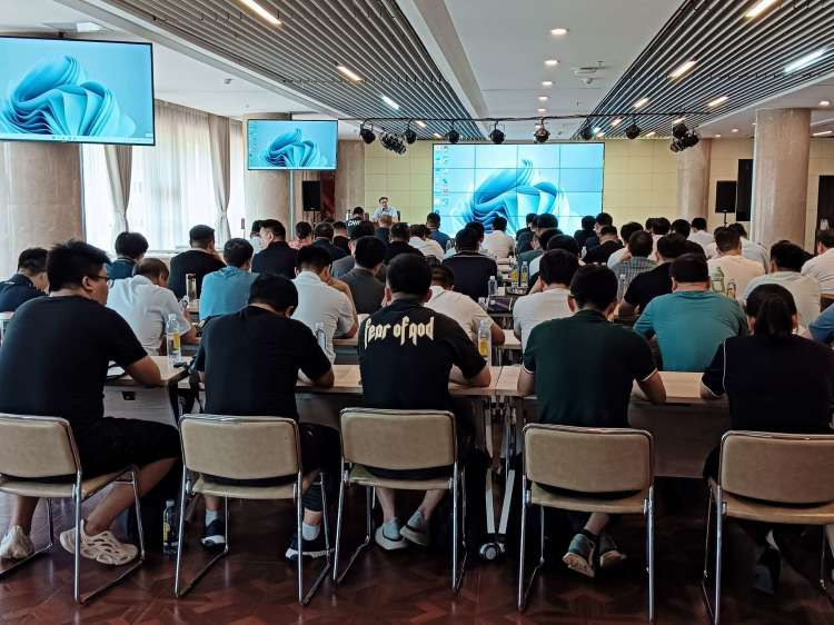 PT视讯|一触即发